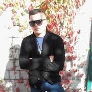  ,   Amir, 34 ,   