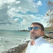  ,   Alex, 48 ,   ,   