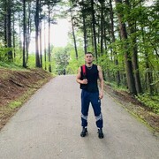  Puteaux,  , 27