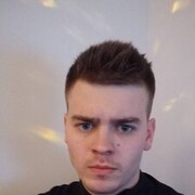  ,   Viktor, 32 ,   