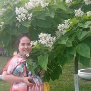  ,  Karina, 29