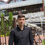  ,   Stefan, 25 ,   ,   