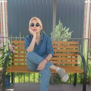  ,   Valeria, 43 ,   ,   