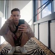  -,   Artyom, 27 ,   ,   