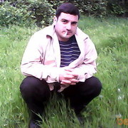  ,   Mamuka, 43 ,   