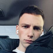  -,   Maxim, 22 ,   ,   , c , 