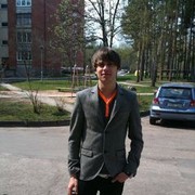  ,   Vitalij, 35 ,   