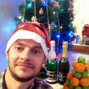  ,   Sergey, 40 ,  