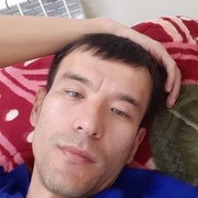  ,  Ikrom, 37