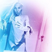  ,   Dominatrix, 38 ,     , c 