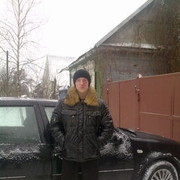  ,   Maxim, 32 ,   ,   , c 
