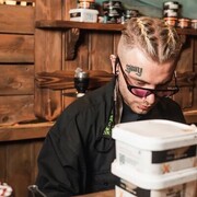  ,   Ozzy, 25 ,   ,   