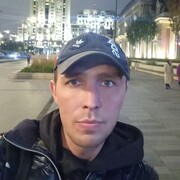  ,   Maxim, 34 ,   ,   , c 