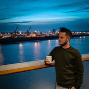 ,   Eugenio, 34 ,   ,   