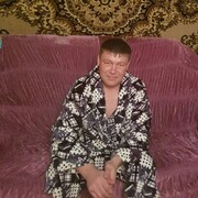  ,   Denis, 41 ,   c 