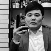  ,  Ali, 25
