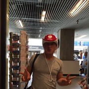 ,  Samir, 32