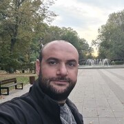  ,   Badri, 37 ,   ,   