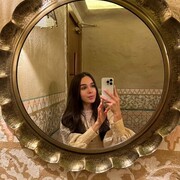  ,  Alina, 28
