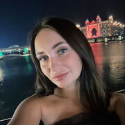  New Malden,  Julia, 31