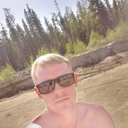  ,  Max, 33