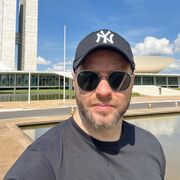  ,  Misha, 37