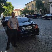  ,  Irakli, 32
