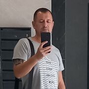  ,  Victor, 42