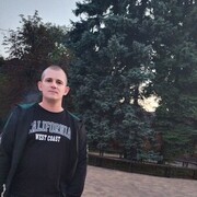  ,  Seegey, 33