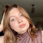  , 