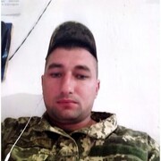  ,  Viktor, 33
