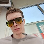  ,   Viktor, 24 ,   ,   