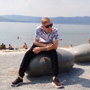  ,   Viktor, 34 ,   ,   