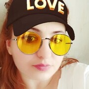  ,   Elena, 42 ,     