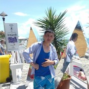  ,   Djoni, 42 ,  