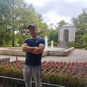 Wolow,  , 34