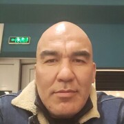  ,  FARHODBEK, 43