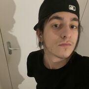 Bellevue,   , 20 ,   ,   