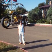  ,  Alex, 48