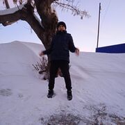  ,   Konstantin, 32 ,   ,   