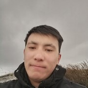  ,  Maksat, 28