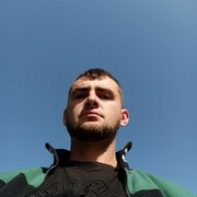  ,  Victor, 36