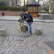  ,   Elvin, 39 ,   
