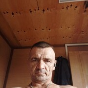  ,   Aleksandor, 42 ,   ,   