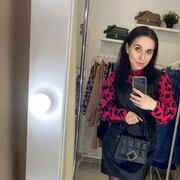  ,  Zarina, 26