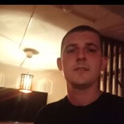  ,  Rustam, 28