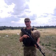  ,   Viktor, 40 ,   ,   