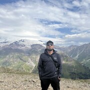  ,   Umar, 34 ,   ,   