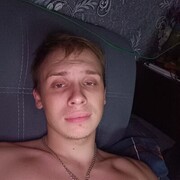  ,  Maxim, 25
