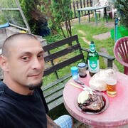  ,   Pete, 44 ,   ,   
